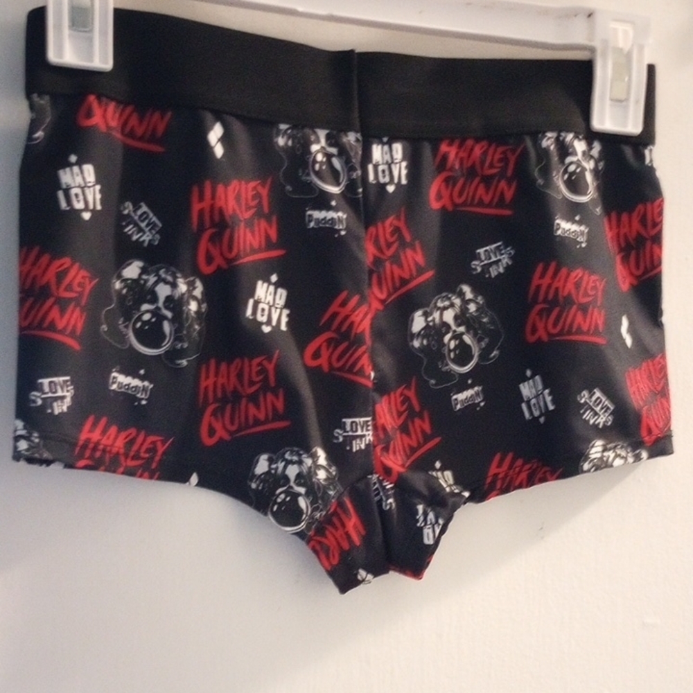 Batman Harley Quinn Sports Bra Set - Picture 3 of 5
